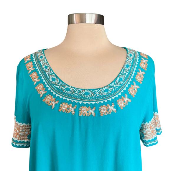 Mur Mur Aqua Tunic Embroidered Aztec Boho Sz MED Short Sleeves Casual Relaxed - Picture 2 of 8